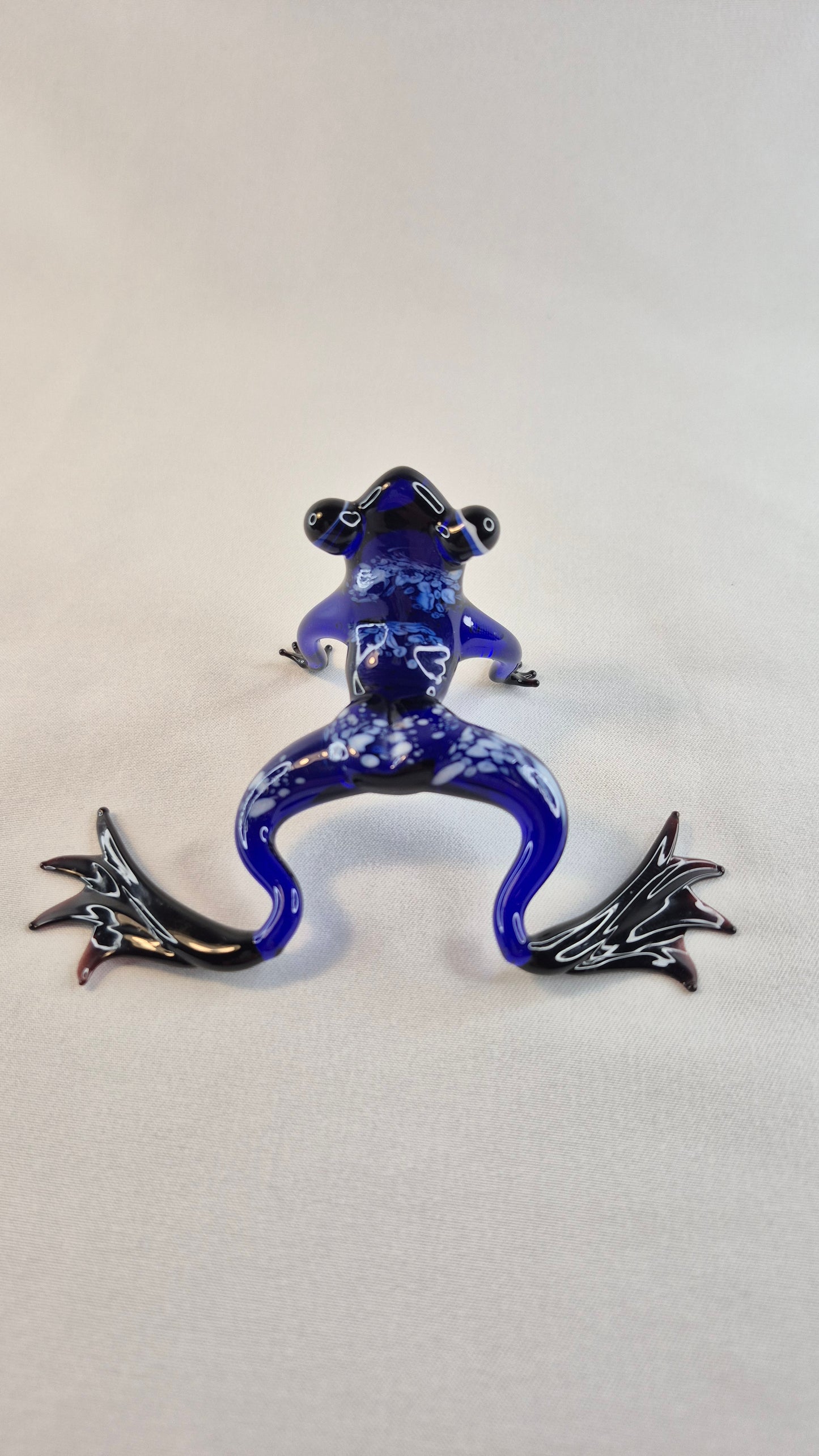 Blue Sitting Glass Frog