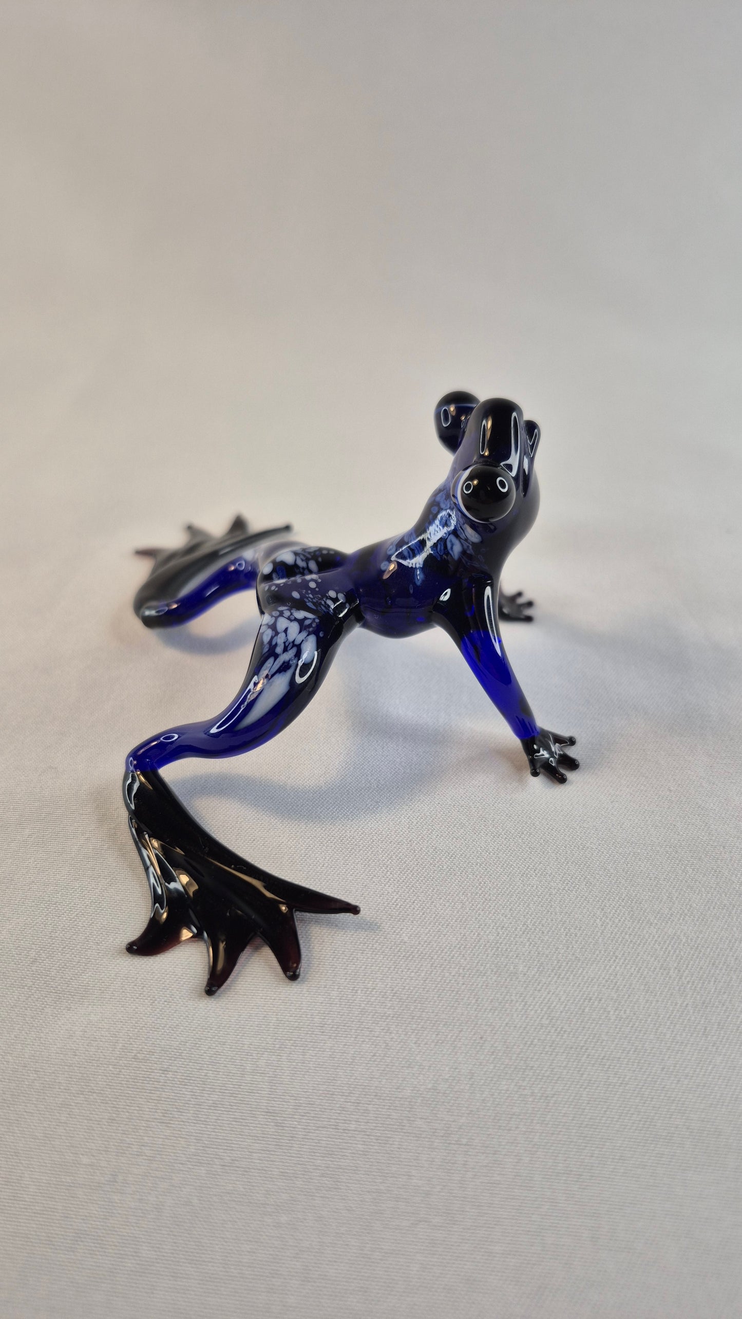 Blue Sitting Glass Frog