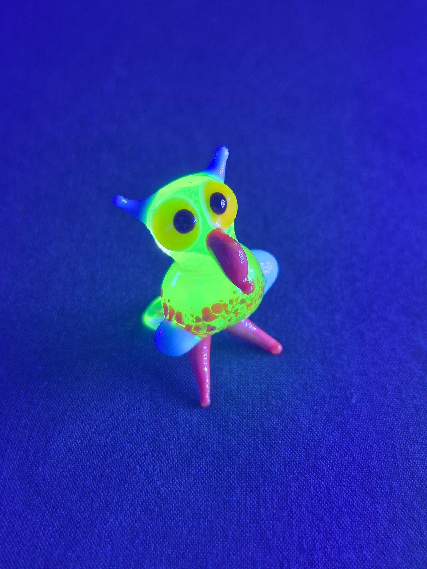 Mini Uranium Glass Owl