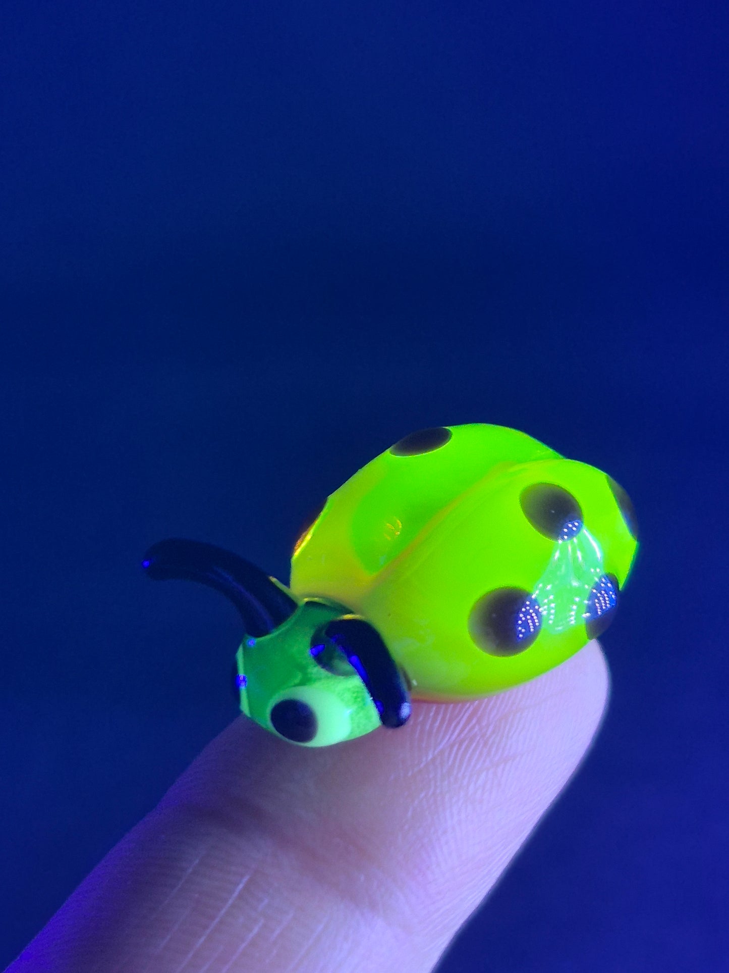 Mini Uranium Glass Ladybug