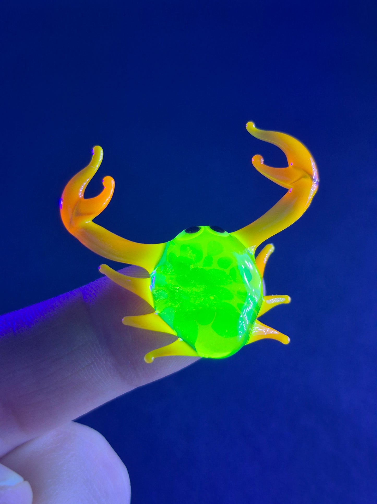 Mini Uranium Glass Crab