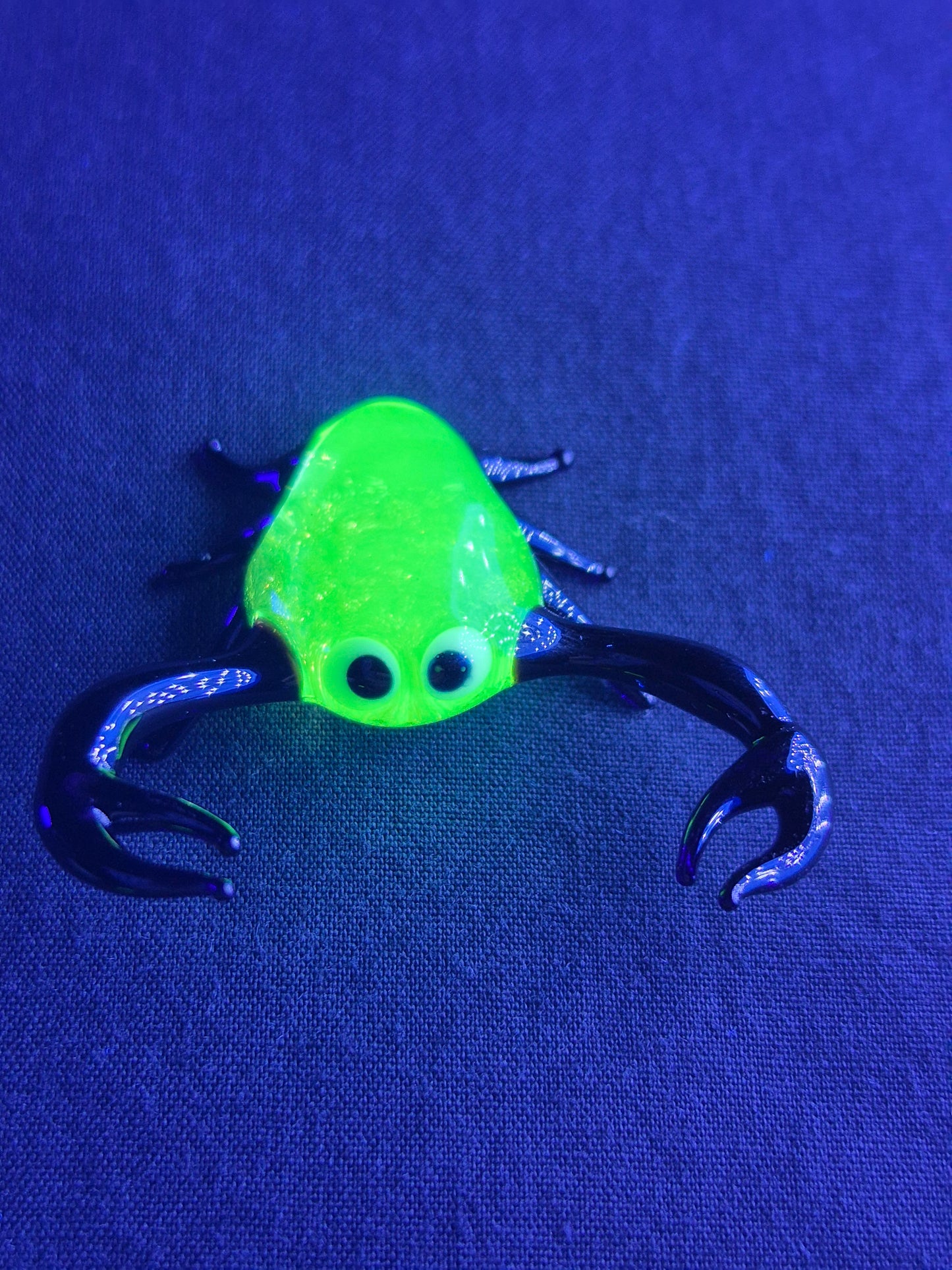 Mini Uranium Glass Crab