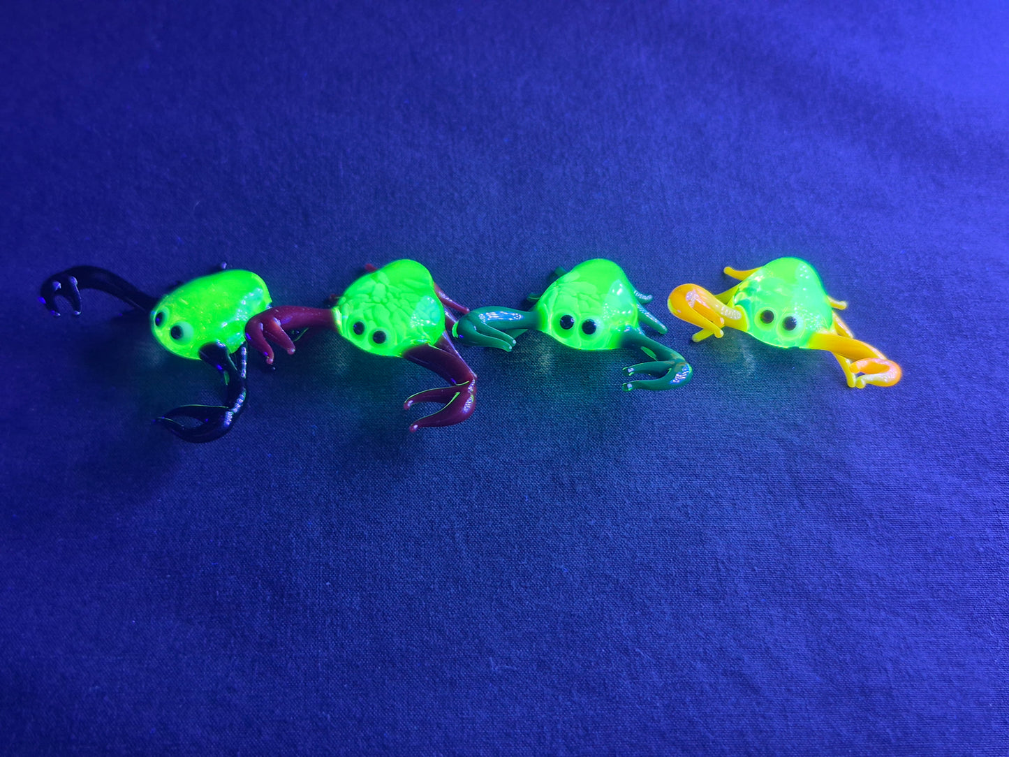 Mini Uranium Glass Crab